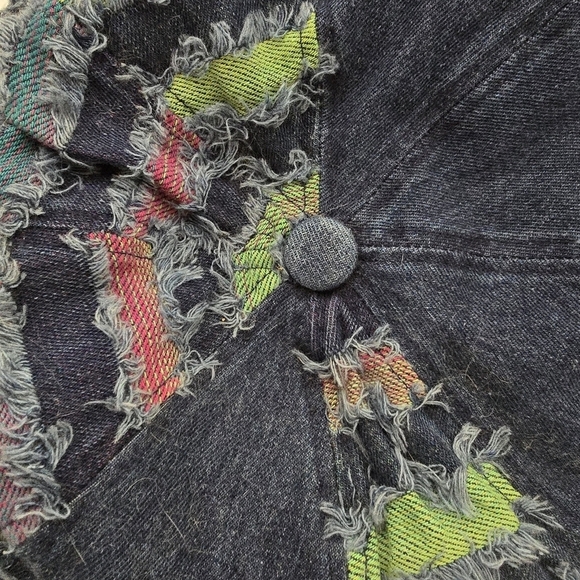 Denim Beret with Multicolor Fringe - Picture 4 of 10